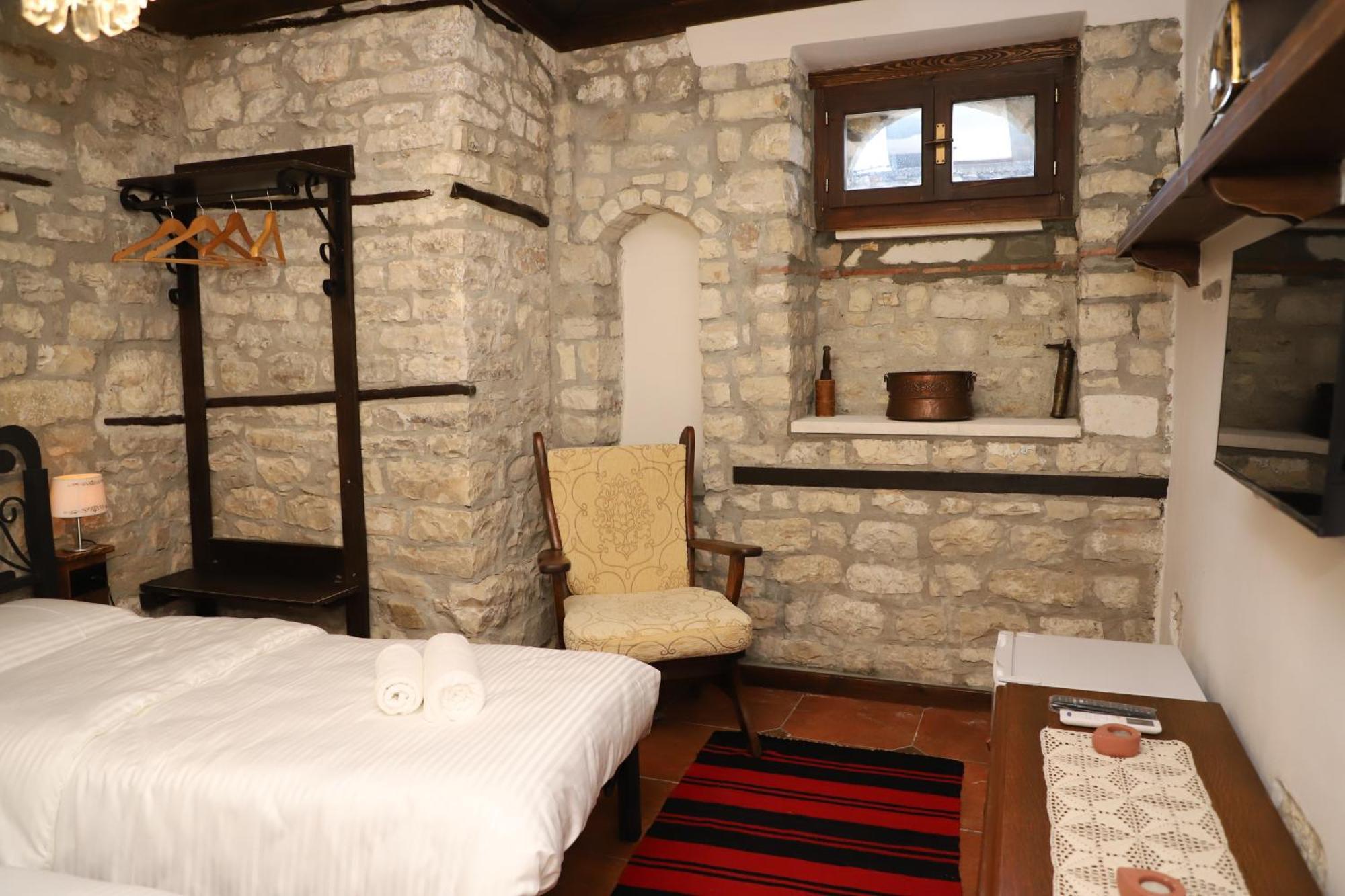 Vila Art Berat Castle Εξωτερικό φωτογραφία