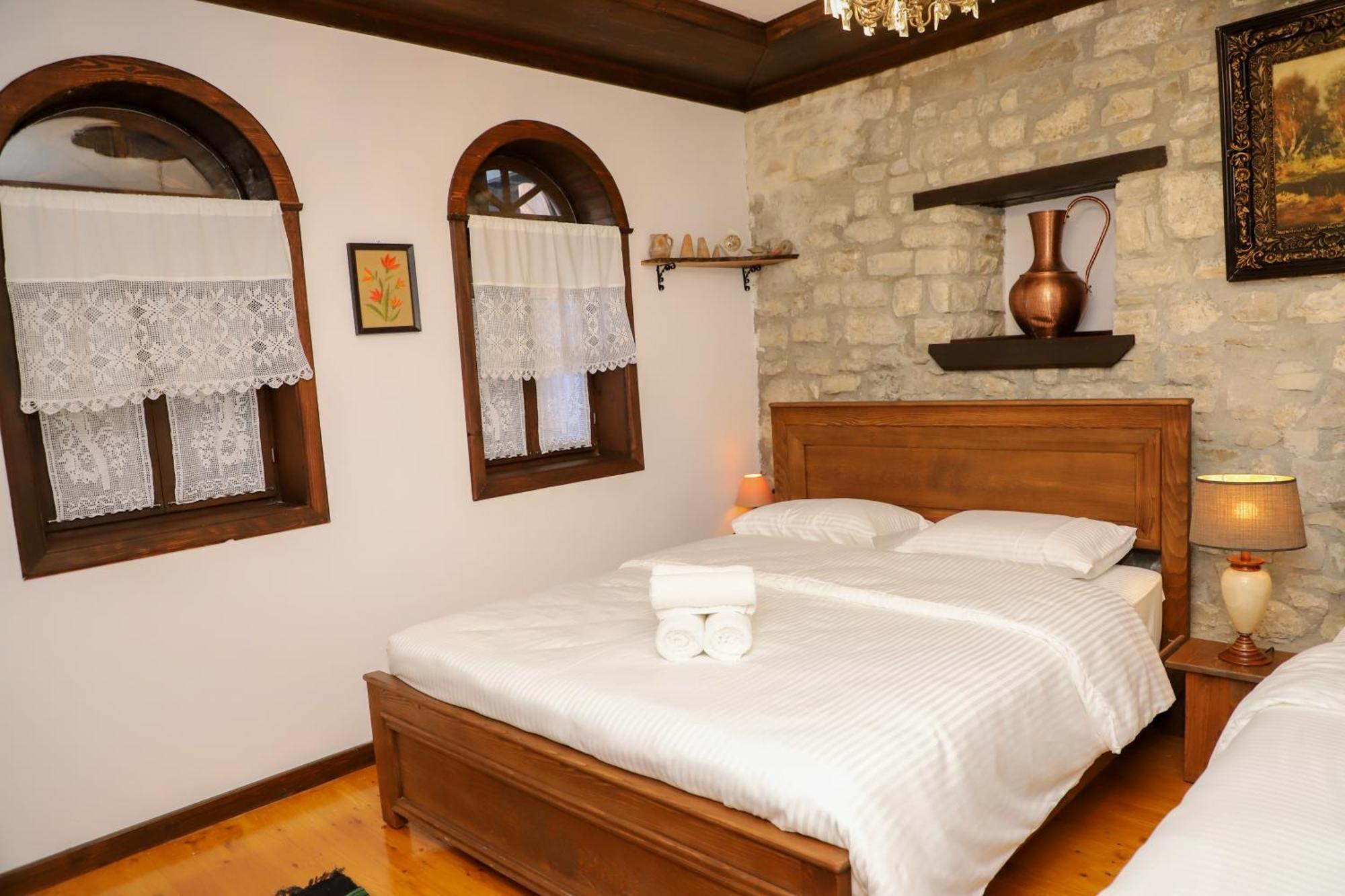 Vila Art Berat Castle Εξωτερικό φωτογραφία