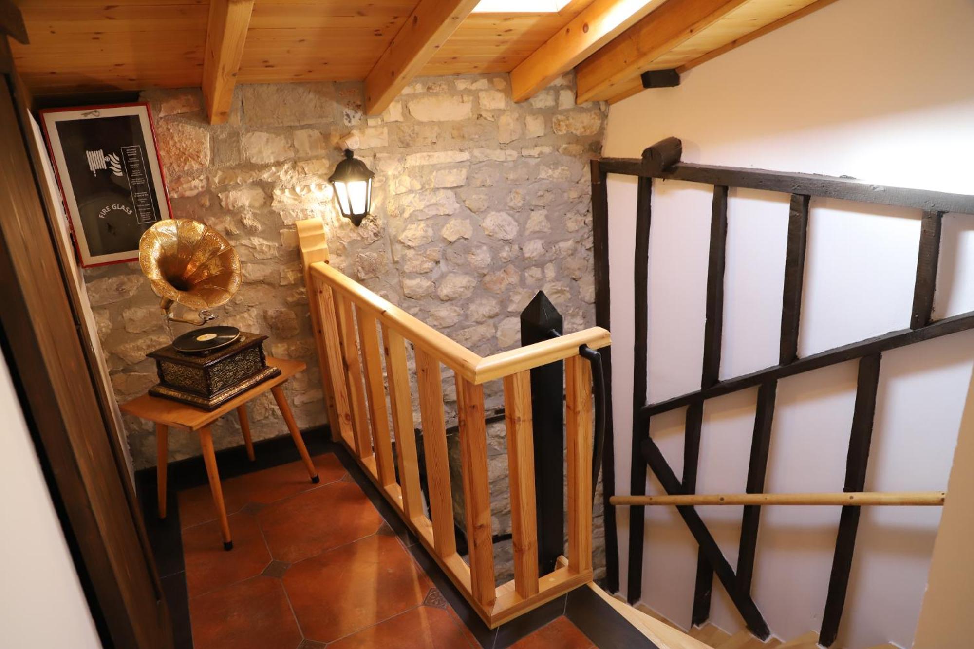 Vila Art Berat Castle Εξωτερικό φωτογραφία